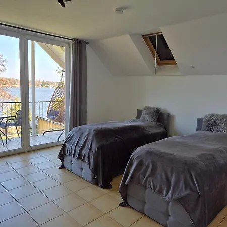 Privatunterkunft Monteurzimmer 1 Mit Seeblick *